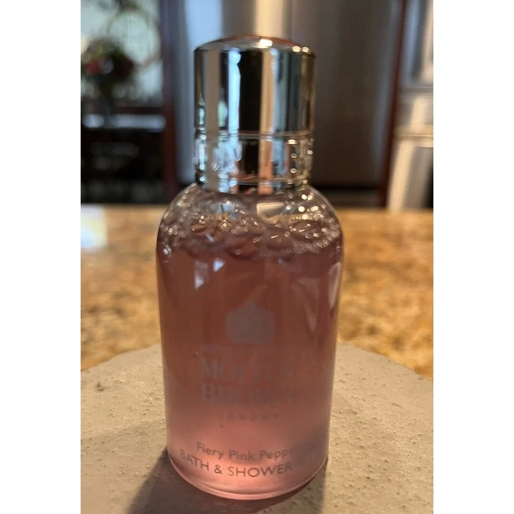 MOLTON BROWN LONDON Fiery Pink Pepper Bath &‎ Shower Gel Travel Size 1.7 OZ NEW
